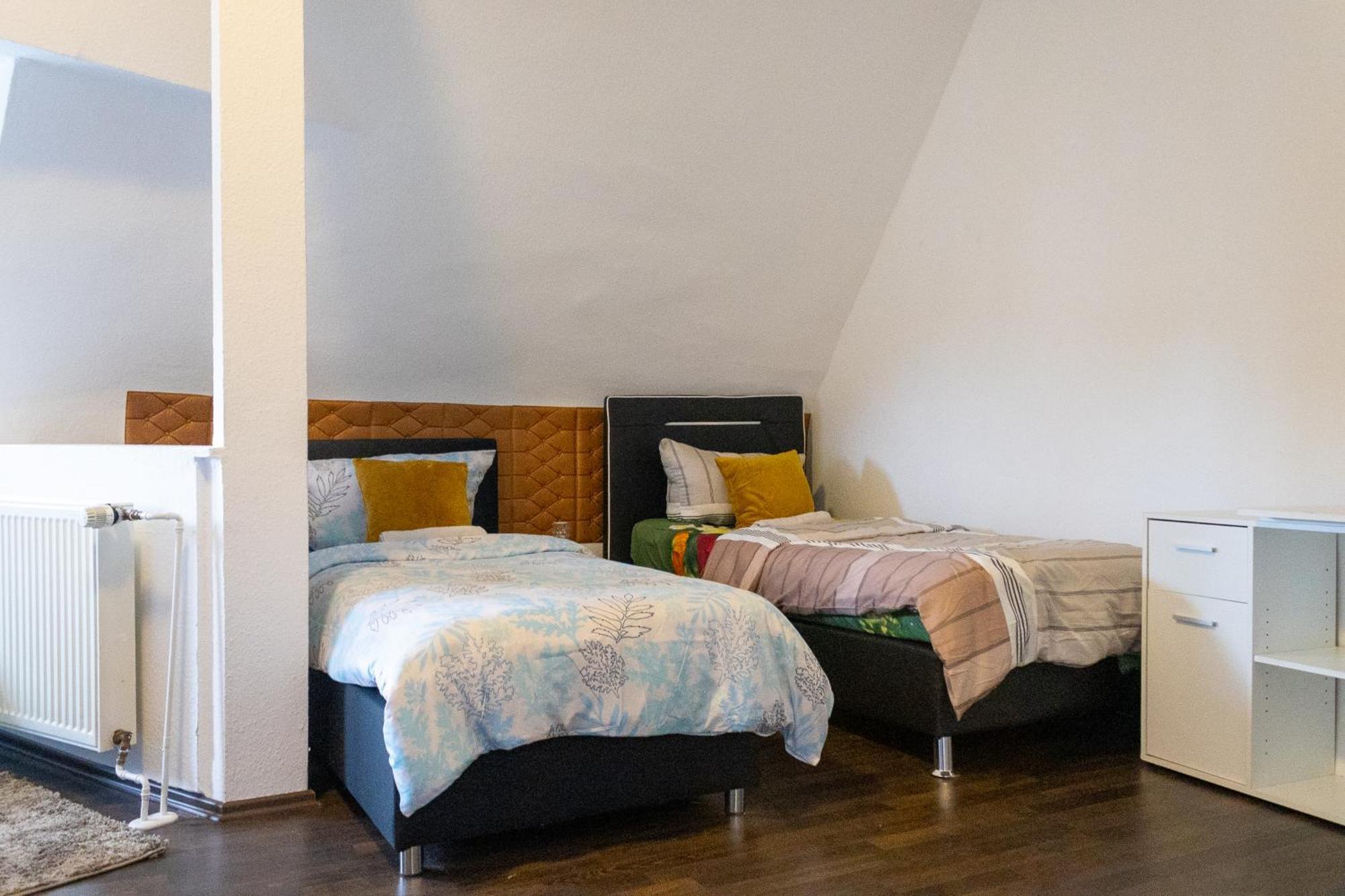 Superior 3 Rooms, 4-8 Guests, Modern, Full Equipped Apartment *